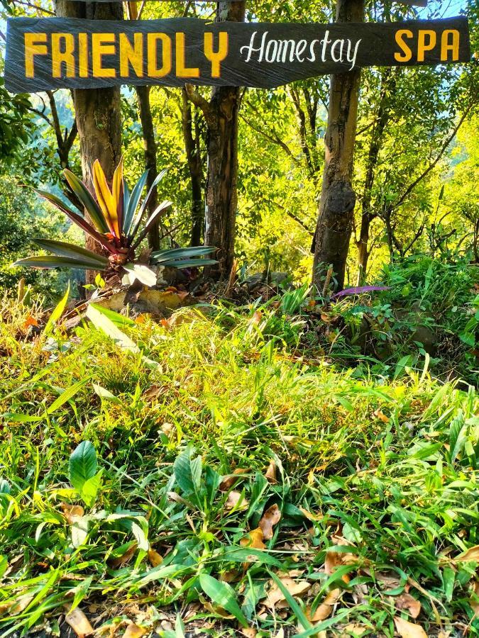 Friendly Homestay Lemukih Singaraja Dış mekan fotoğraf