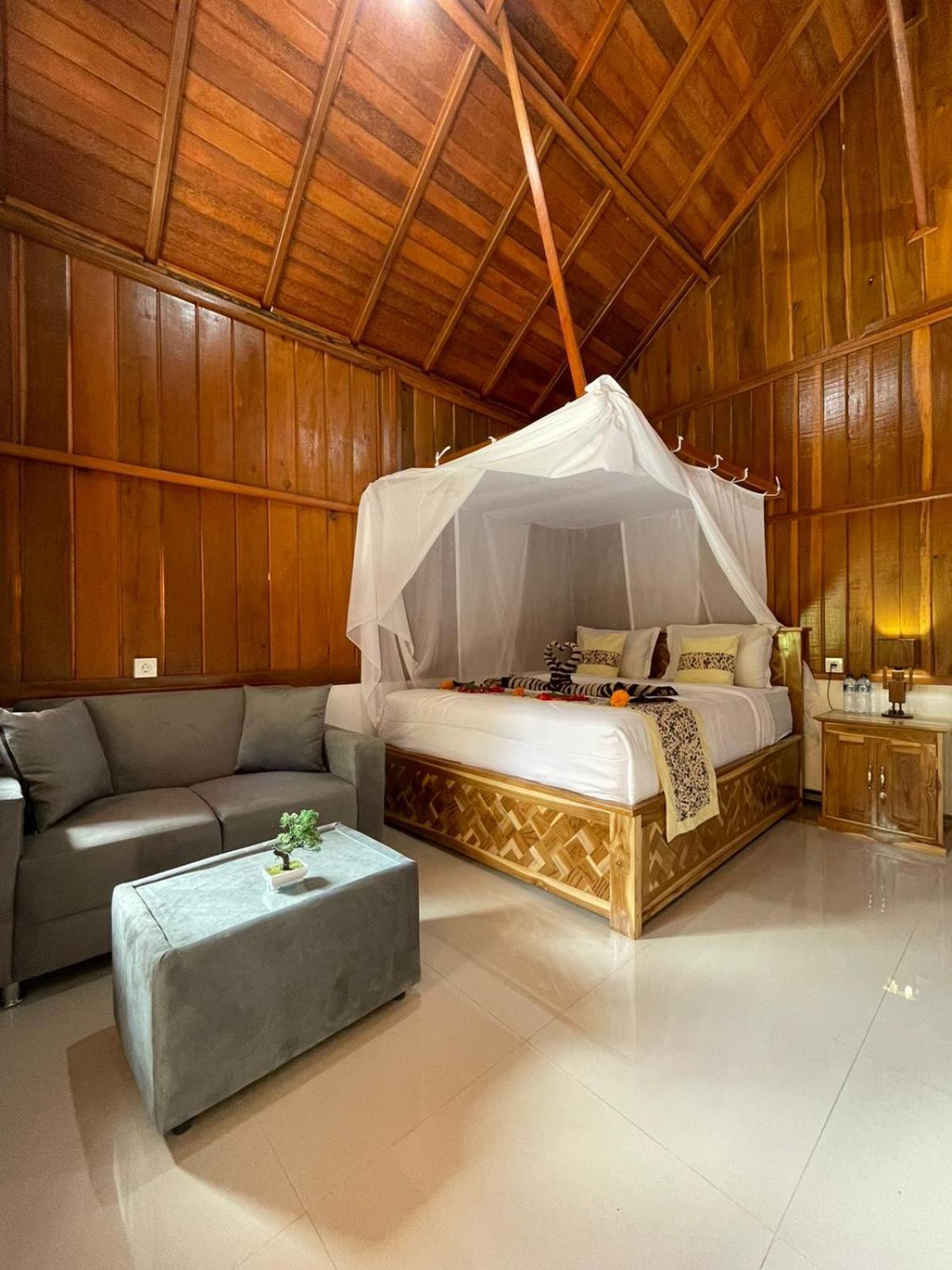 Friendly Homestay Lemukih Singaraja Oda fotoğraf